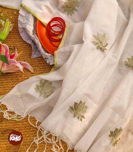 White Poddo Saree